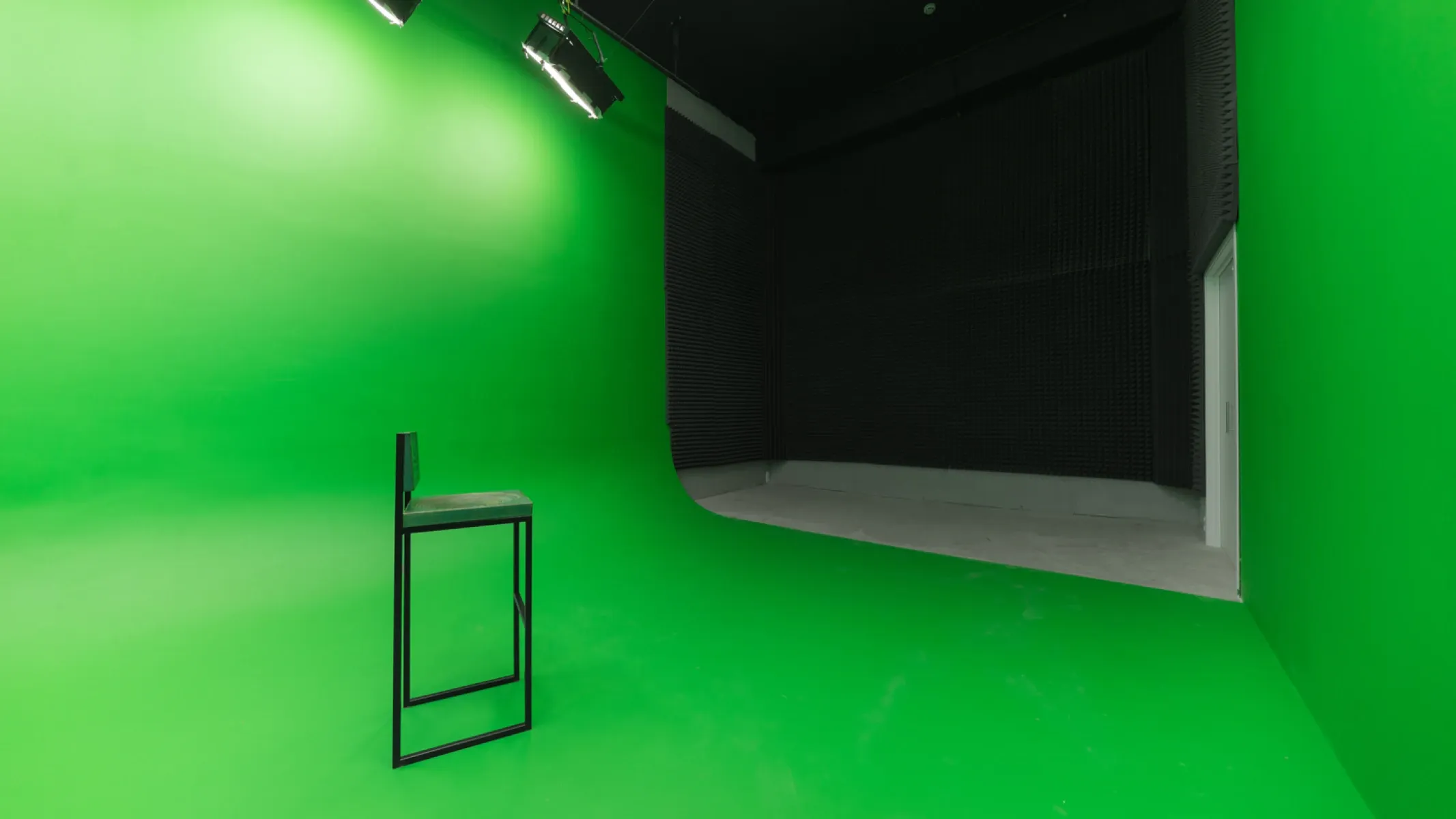 Аренда фотостудии Wood Studios Зал VLOG  в Москве | Фото 