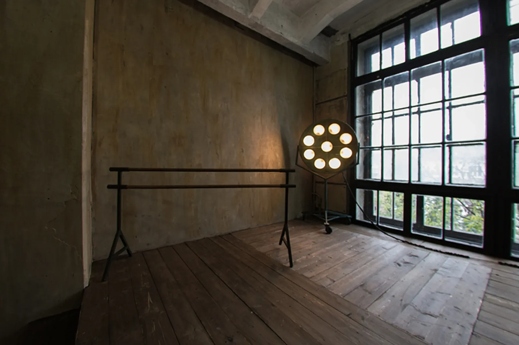 Аренда фотостудии Wood Studios Зал MAX  в Москве | Фото 