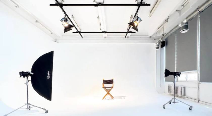Аренда фотостудии VOXSTUDIOS Зал 100  в Москве | Фото 