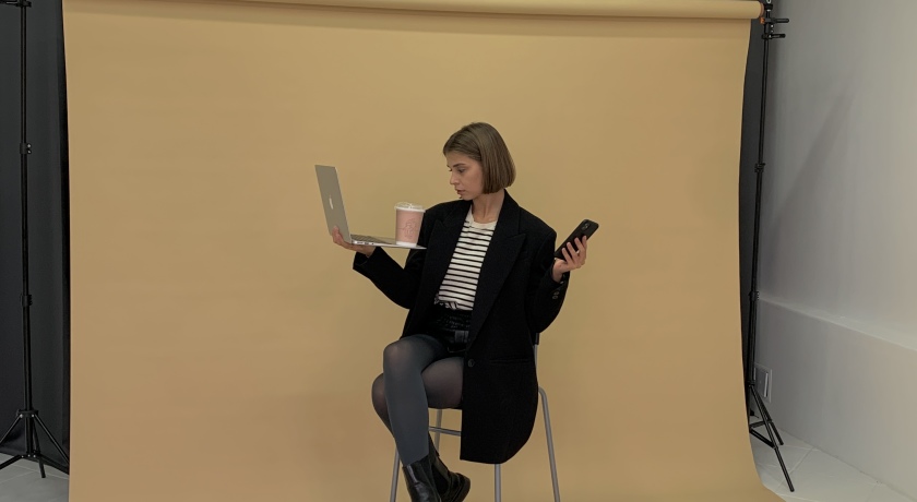 Аренда фотостудии О'Смысле Зал Студия Контента в Екатеринбурге | Фото 