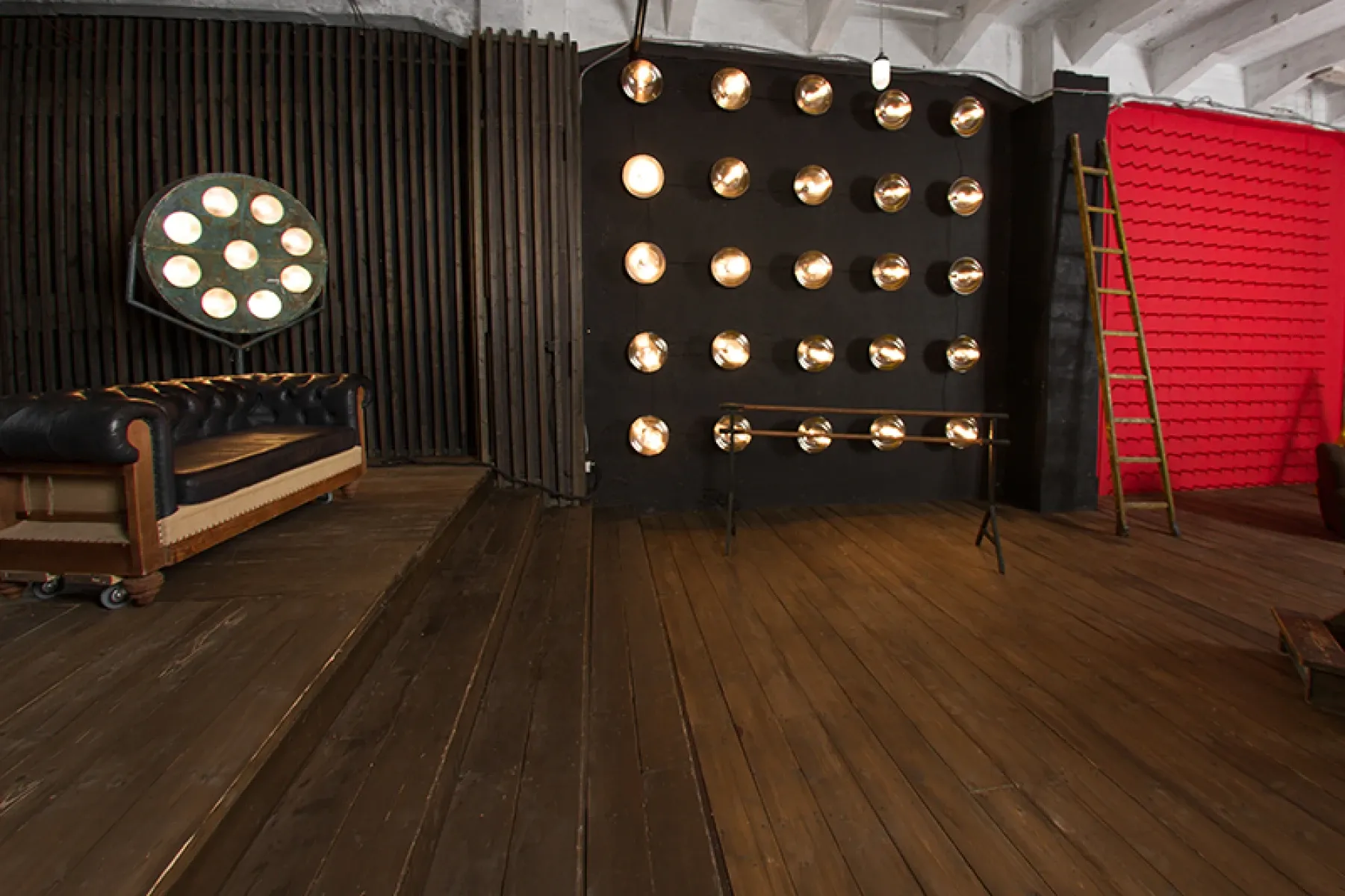 Аренда фотостудии Wood Studios Зал MAX  в Москве | Фото 