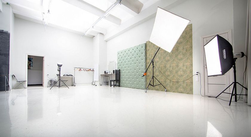 Аренда фотостудии FOTOFABRIKA Зал Нефрит в Москве | Фото 