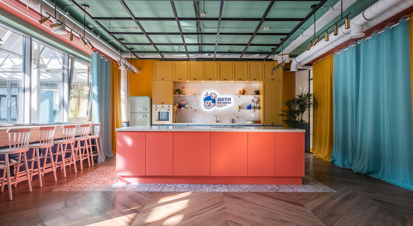 Аренда фотостудии Дети на кухне Зал Основной  в Санкт-Петербурге | Фото 