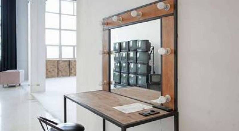 Аренда фотостудии QWEEX CAMPUS Зал BLANC в Москве | Фото 