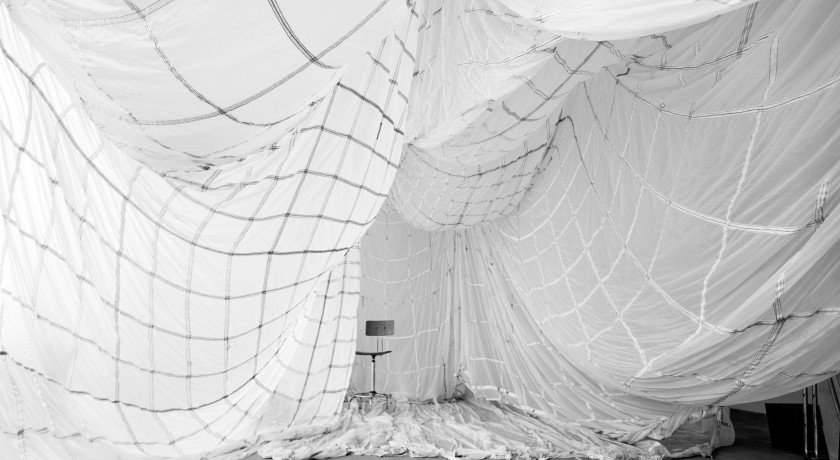 Аренда фотостудии ЛОКАЦИЯ 223 Зал ПАРАШЮТЫ в Санкт-Петербурге | Фото 