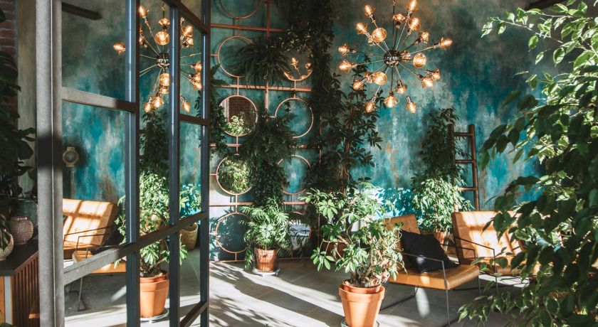 Аренда фотостудии ВЕРЕТЕНО Зал САД в Санкт-Петербурге | Фото 