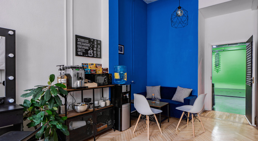 Аренда фотостудии Денис Золотов Зал Зона отдыха\гримерка в Санкт-Петербурге | Фото 