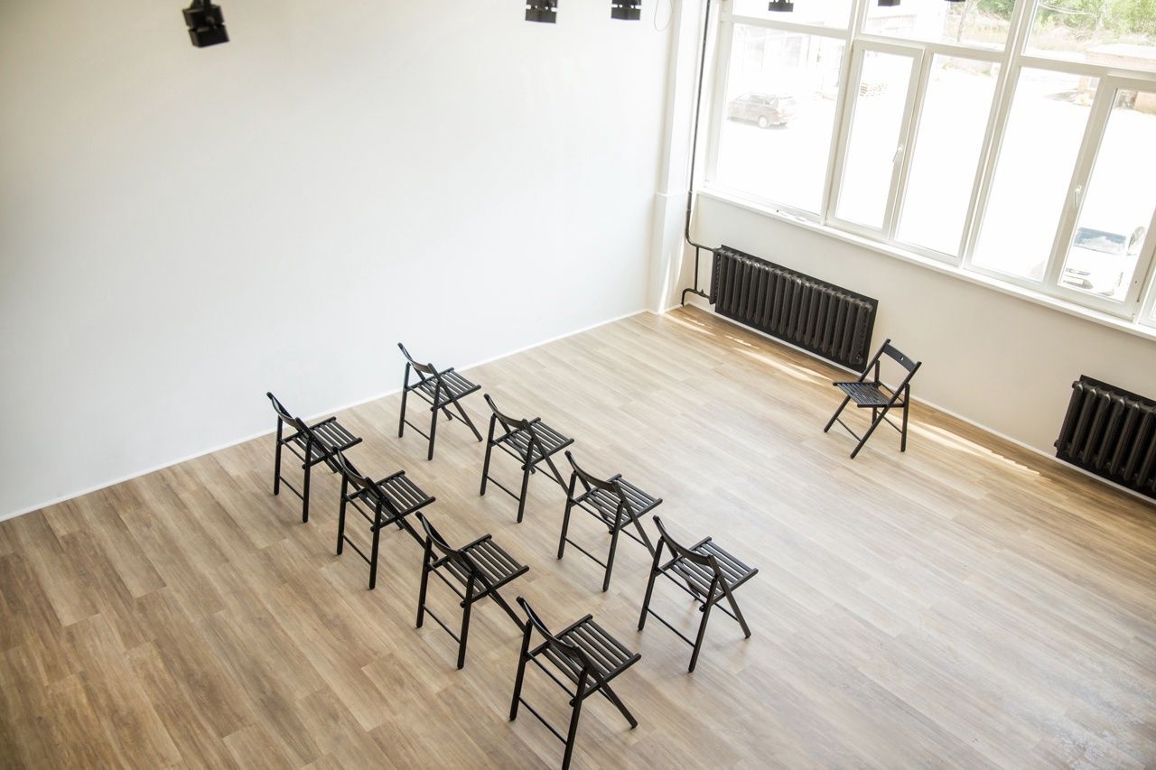 Аренда фотостудии Арт-Лофт "TEPLO" Зал Основной  в Тольятти | Фото 