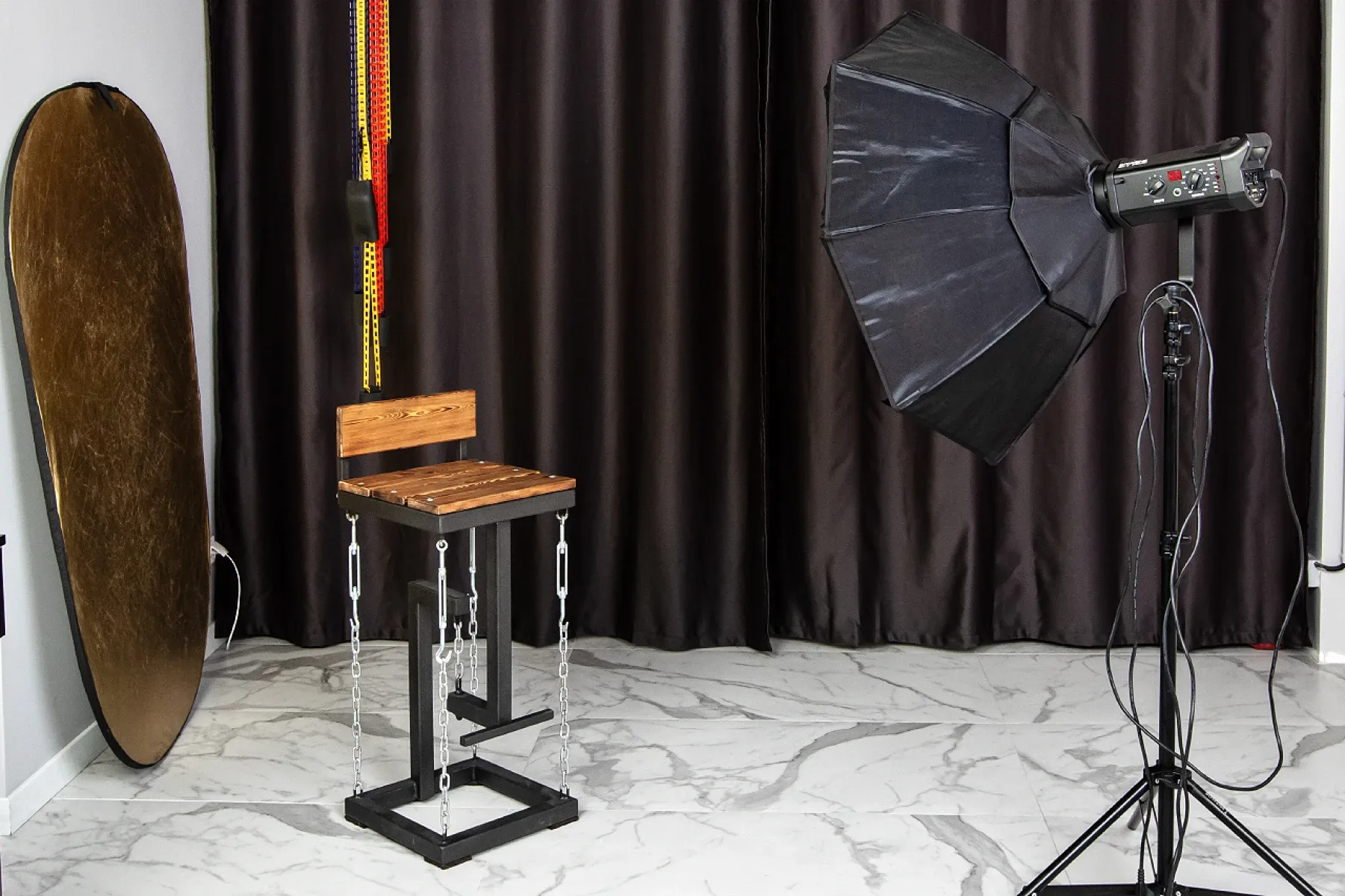 Аренда фотостудии АкулФото Зал Black & White в Москве | Фото 