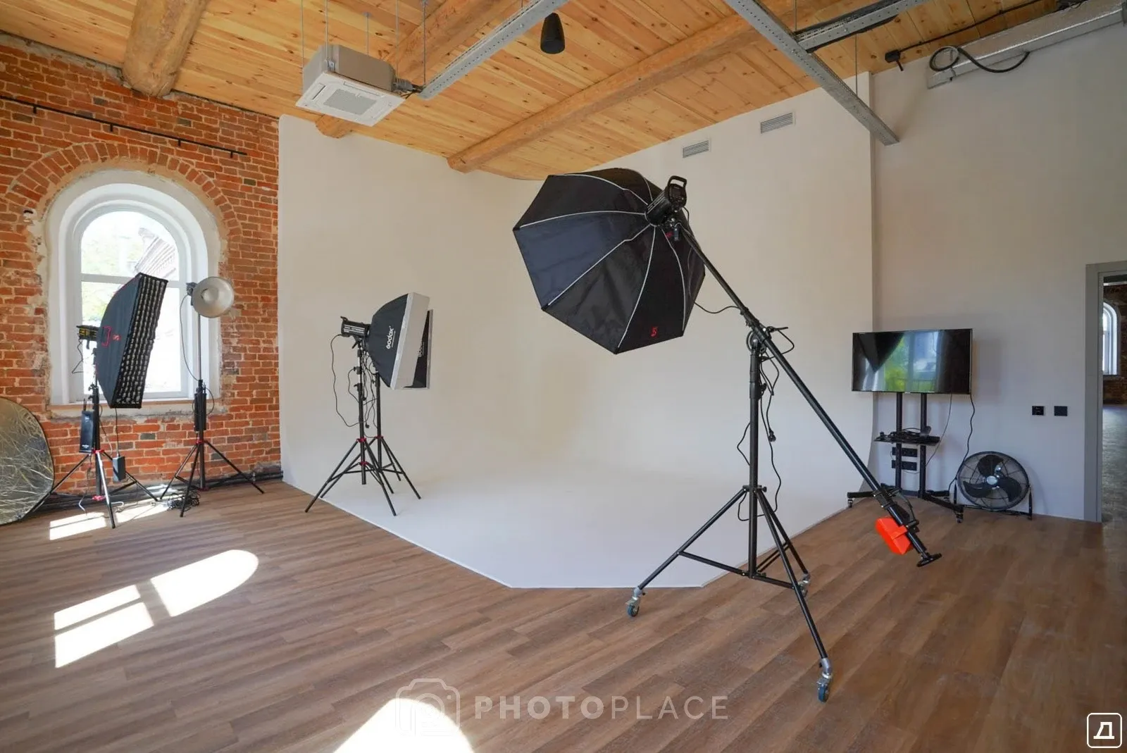 Аренда фотостудии Домна Зал Основной в Екатеринбурге | Фото 