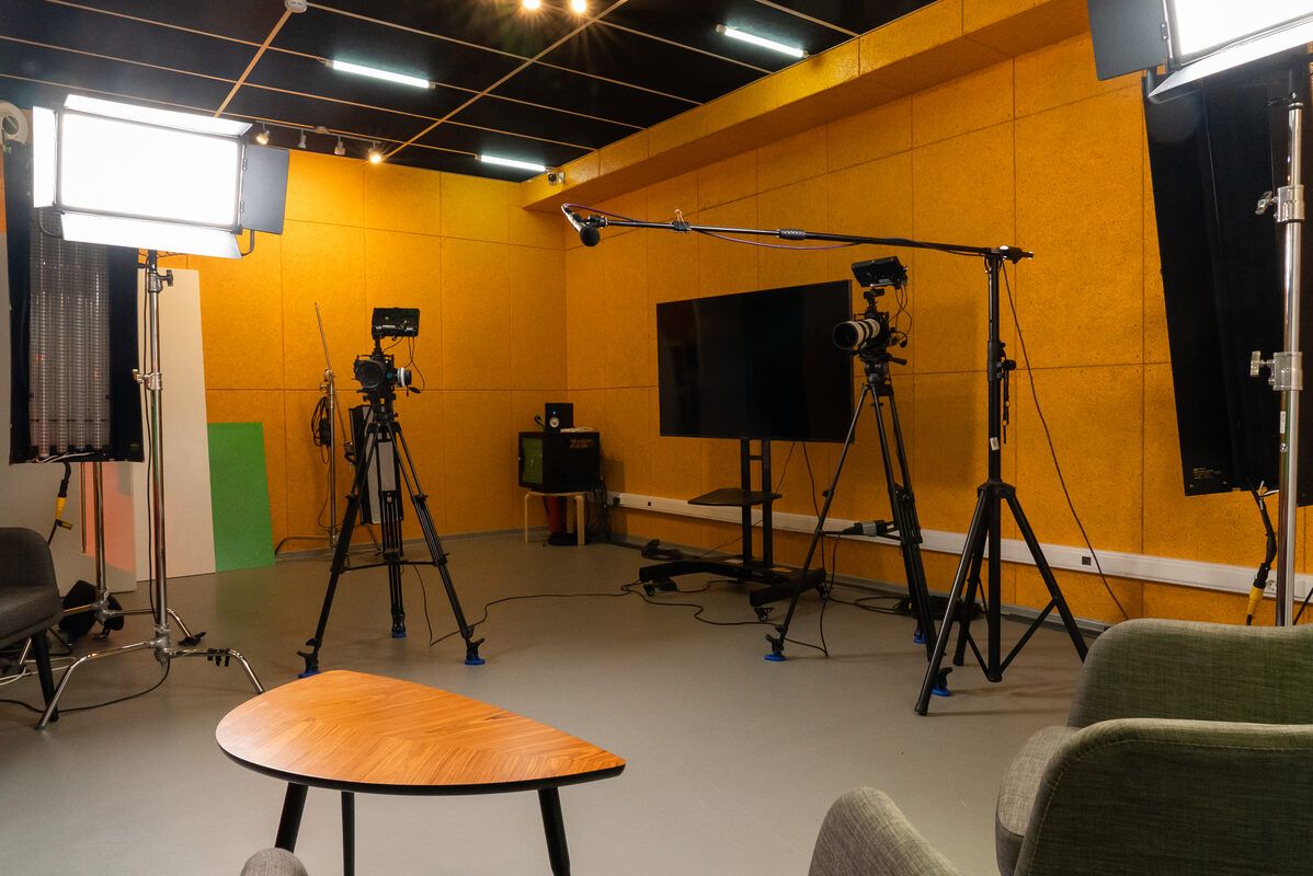 Аренда фотостудии Royal Flush Зал Оранж в Москве | Фото 