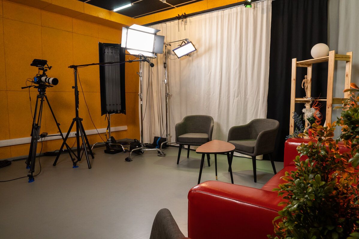 Аренда фотостудии Royal Flush Зал Оранж в Москве | Фото 