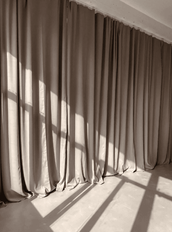 Аренда фотостудии Shokcontent Зал Свет в Новосибирске | Фото 