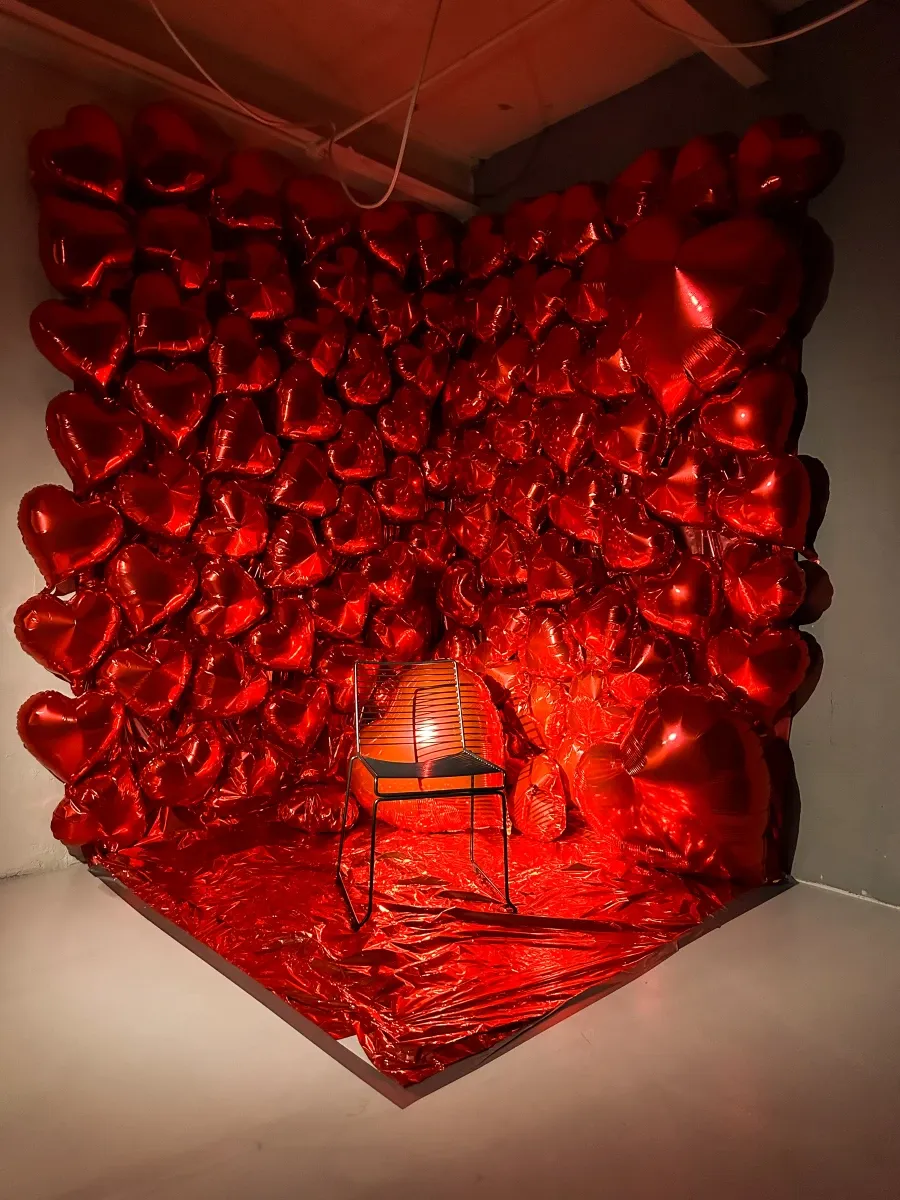 Аренда фотостудии I AM PHOTOSTUDIO Зал TIKTOK ROOMS в Москве | Фото 