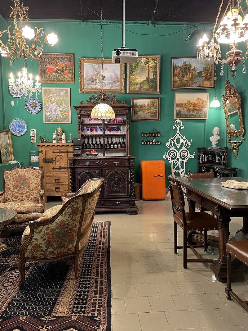 Аренда фотостудии Antik&Brut Зал Зеленый каминный в Москве | Фото 