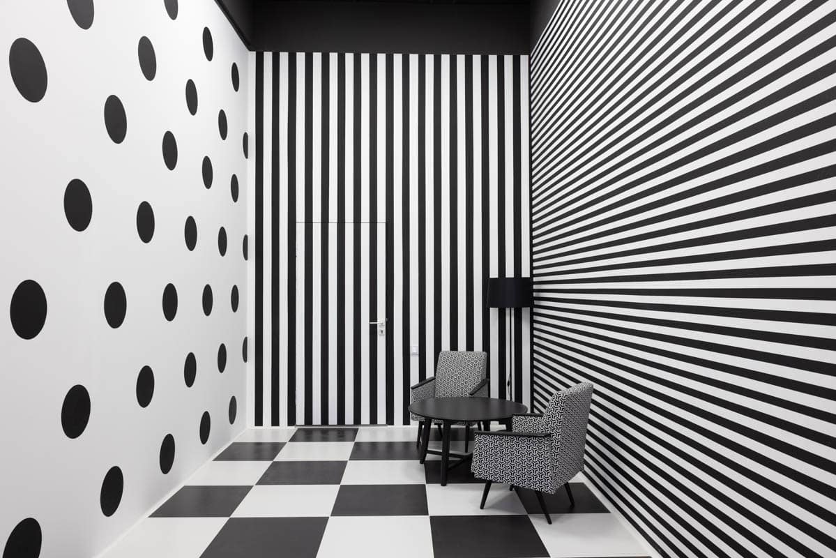 Аренда фотостудии PhotoHub Зал Зал "Неон" в Минске | Фото 