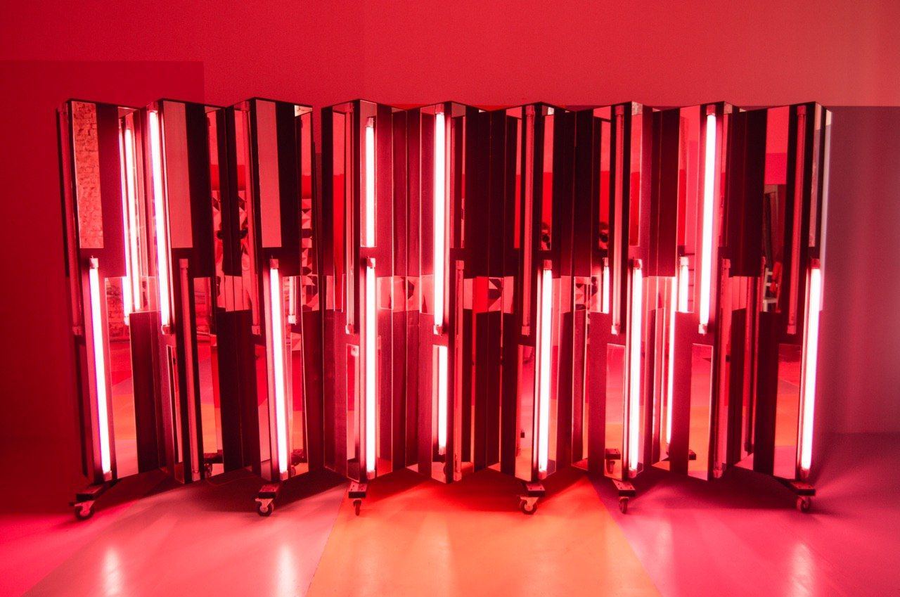 Аренда фотостудии Locus Studio Зал Neon в Казани | Фото 