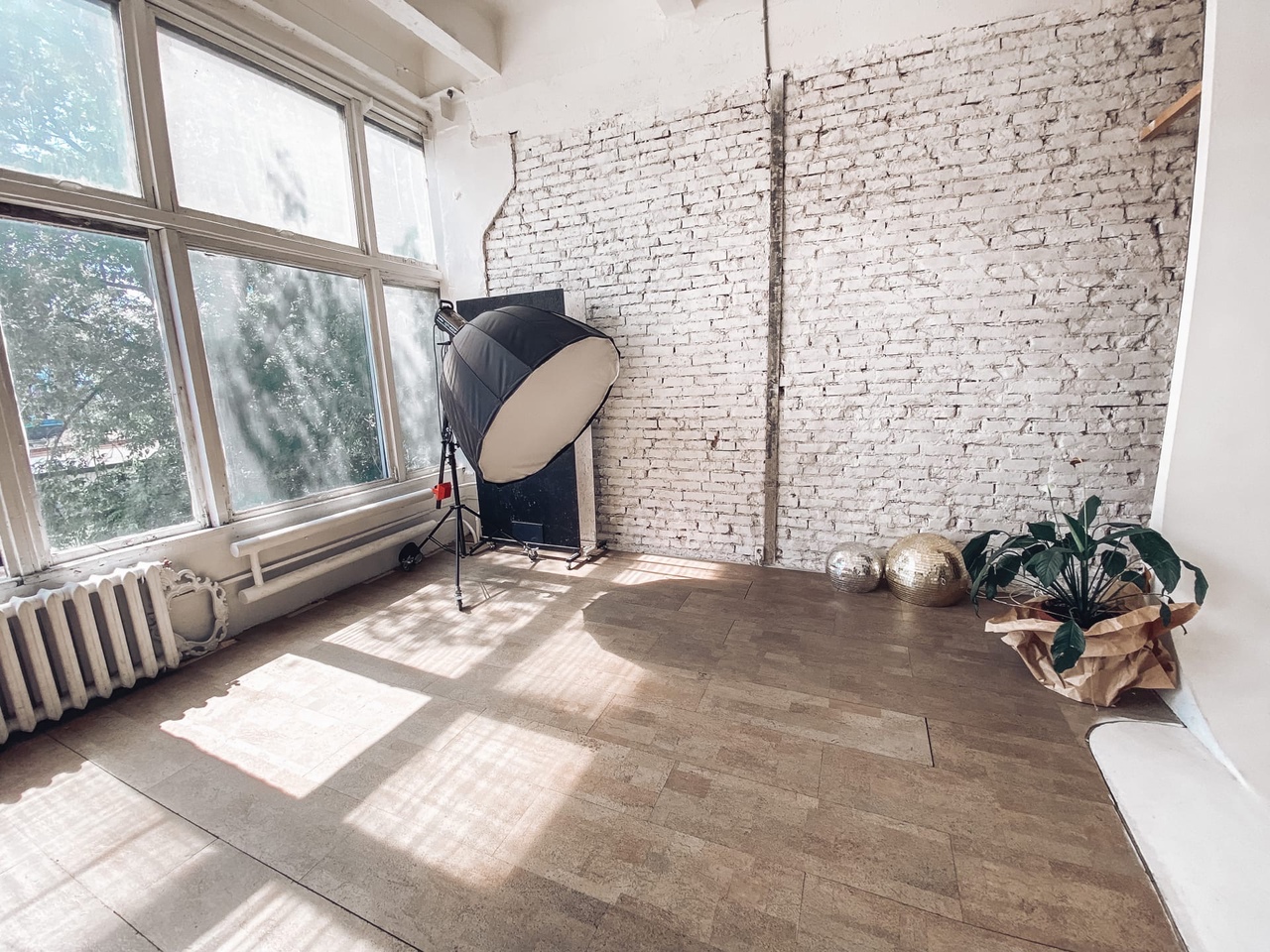 Аренда фотостудии Alta Costura Зал Milk  в Екатеринбурге | Фото 