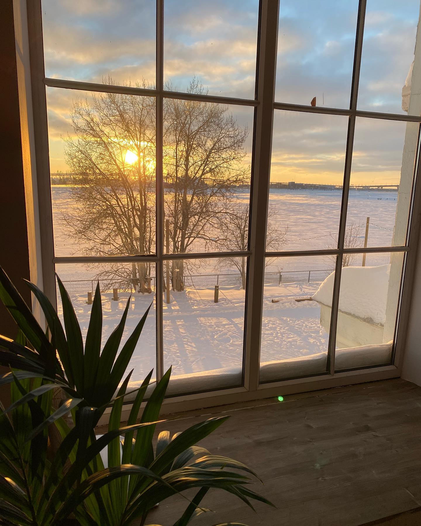 Аренда фотостудии  East Side Studio Зал Основной в Санкт-Петербурге | Фото 