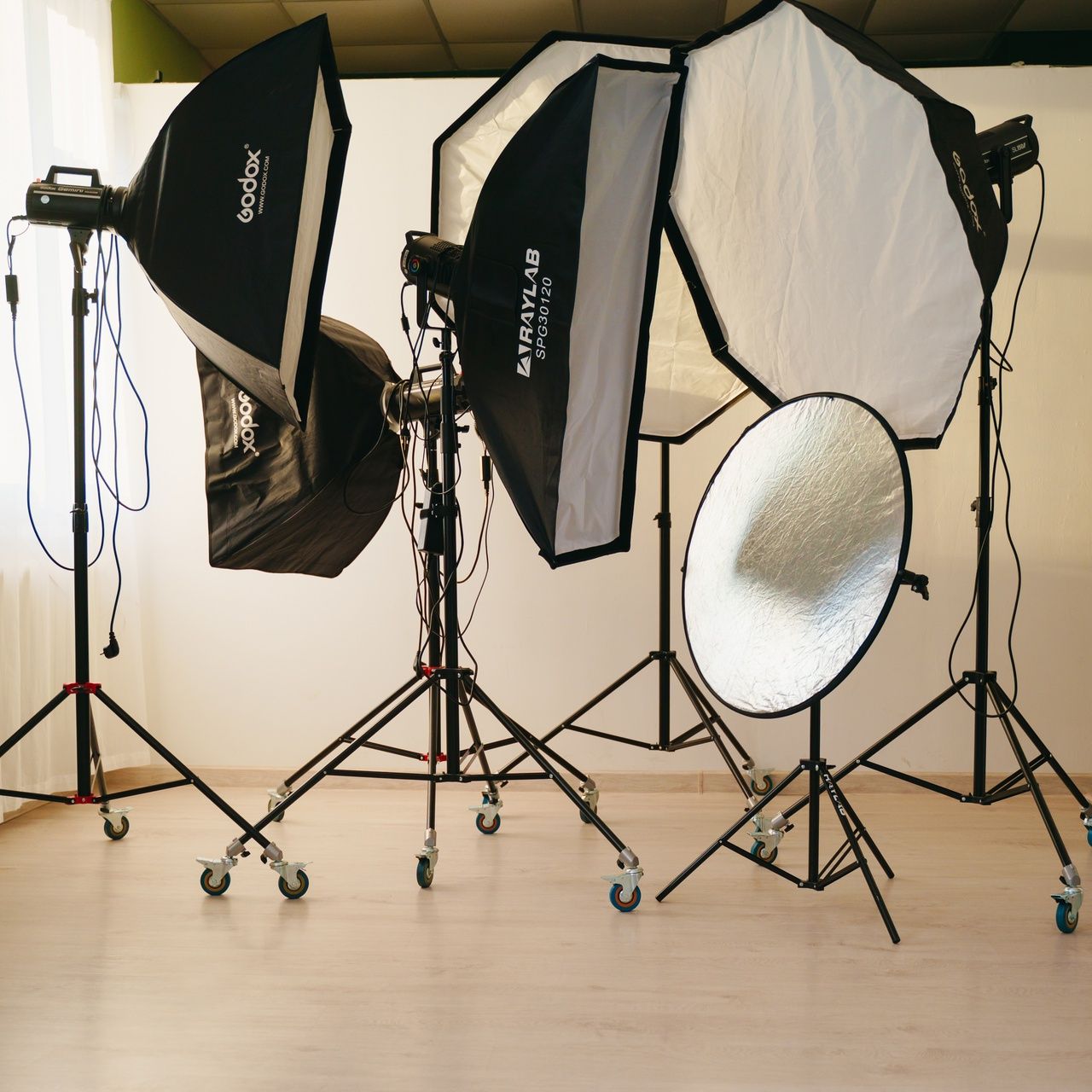 Аренда фотостудии AVOCADO  Зал Основной Зал  в Кирове | Фото 