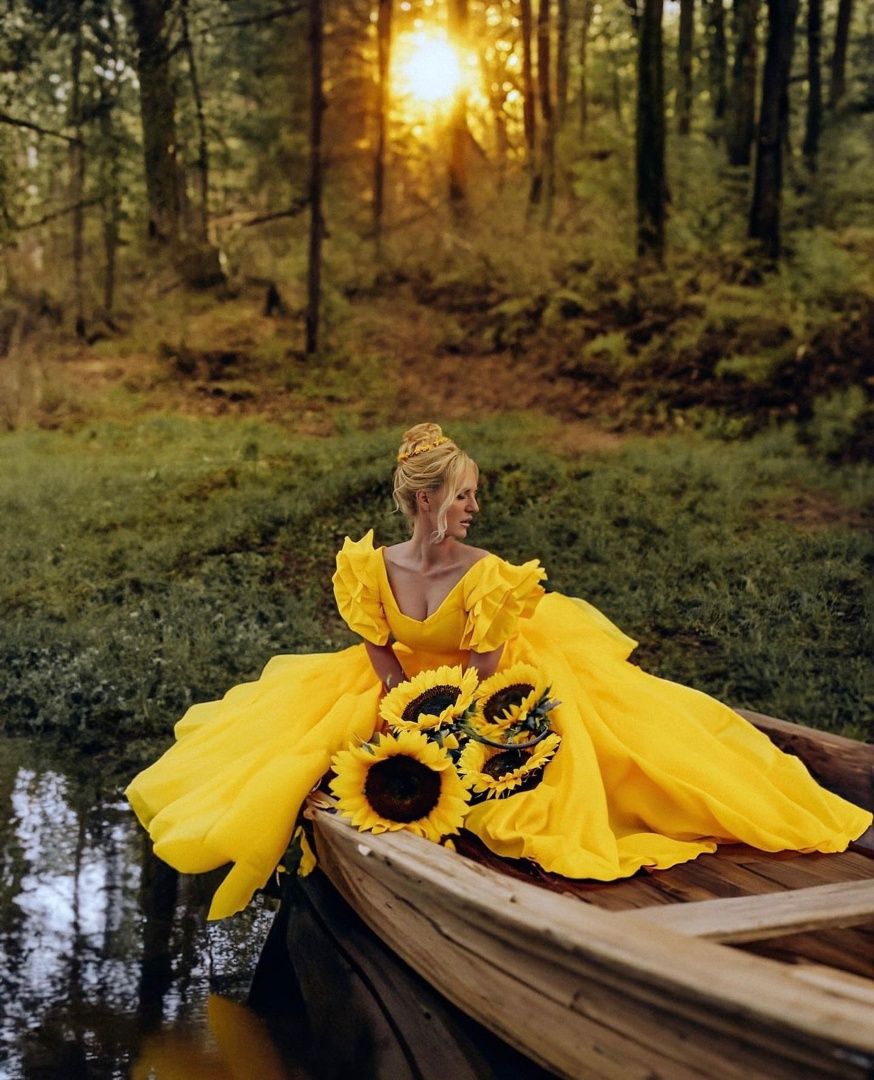 Аренда фотостудии Зоофотостудия Зал Лодка с цветами в Москве | Фото 