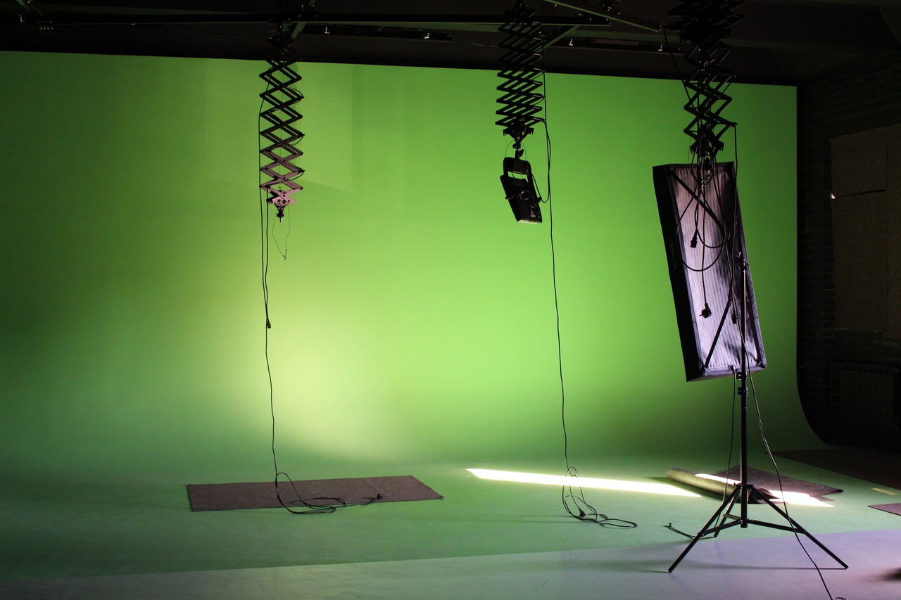 Аренда фотостудии Marine Media Center Зал Павильон Хромакей в Санкт-Петербурге | Фото 