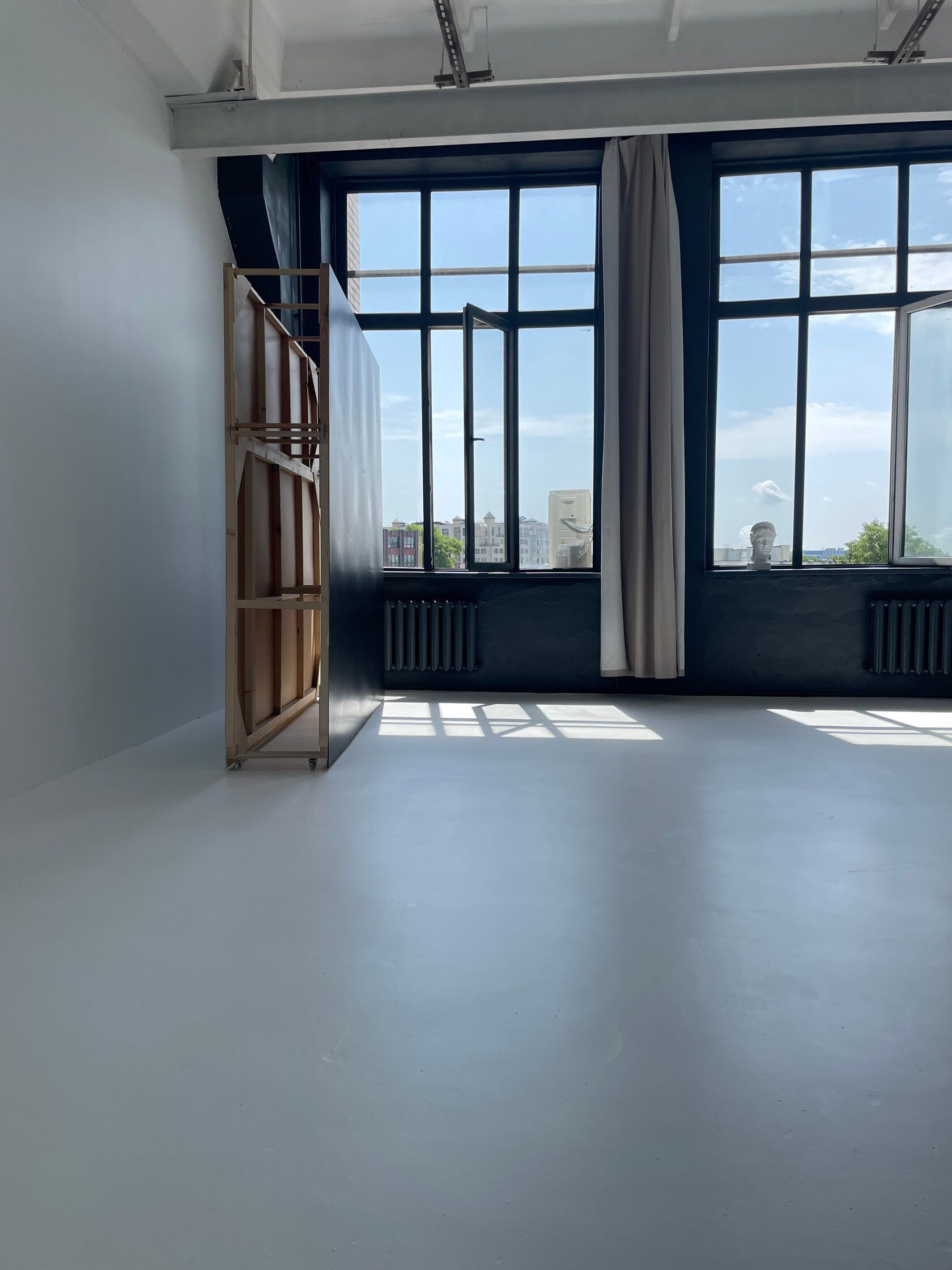 Аренда фотостудии ZARNICA STUDIO Зал Белый зал в Минске | Фото 