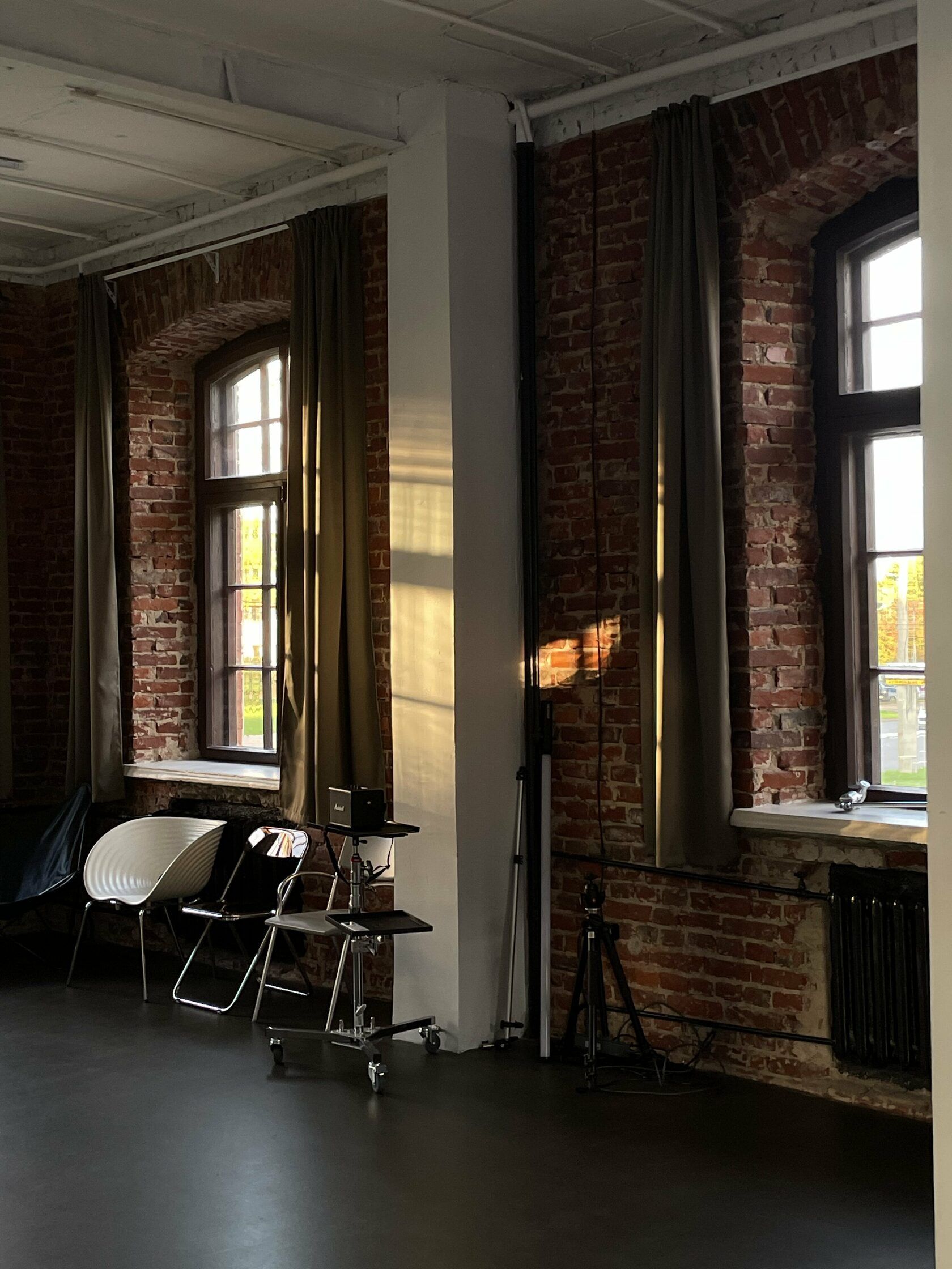 Аренда фотостудии ZARNICA STUDIO Зал Новый Зал в Минске | Фото 