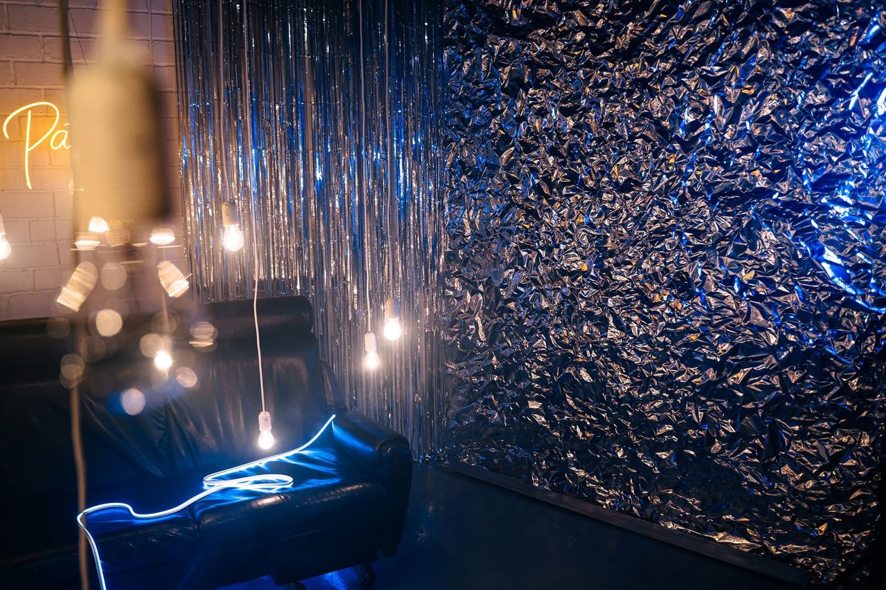 Аренда фотостудии Art Prospect Зал Лампочки  в Воронеже | Фото 