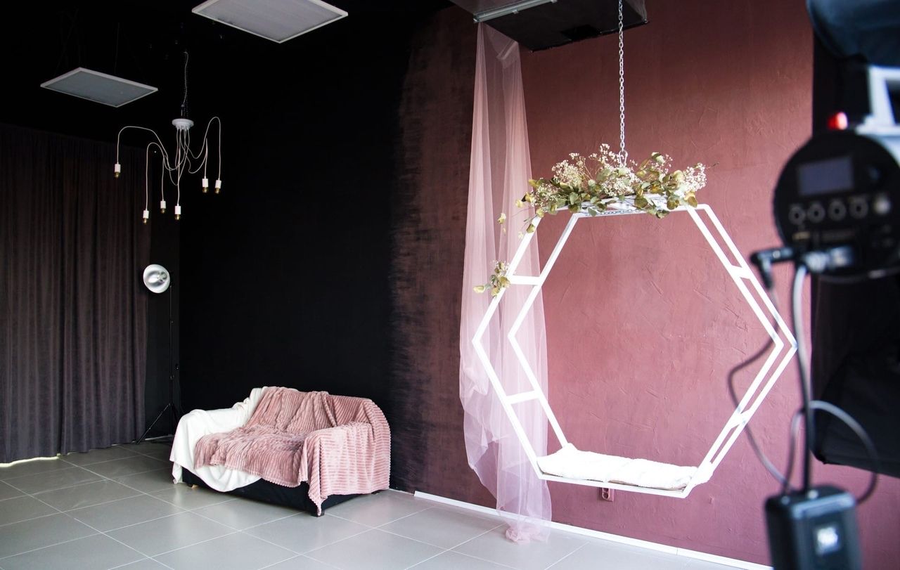 Аренда фотостудии LOCA photostudio Зал Гримерная зона  В Ижевске | Фото 
