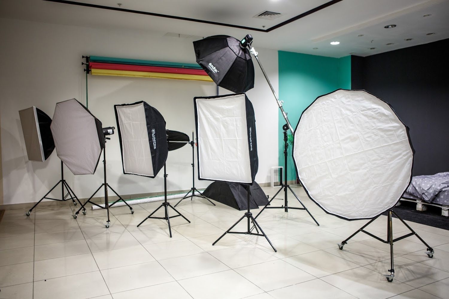 Аренда фотостудии Cherry cat Зал Cherry cat В Мурманске | Фото 