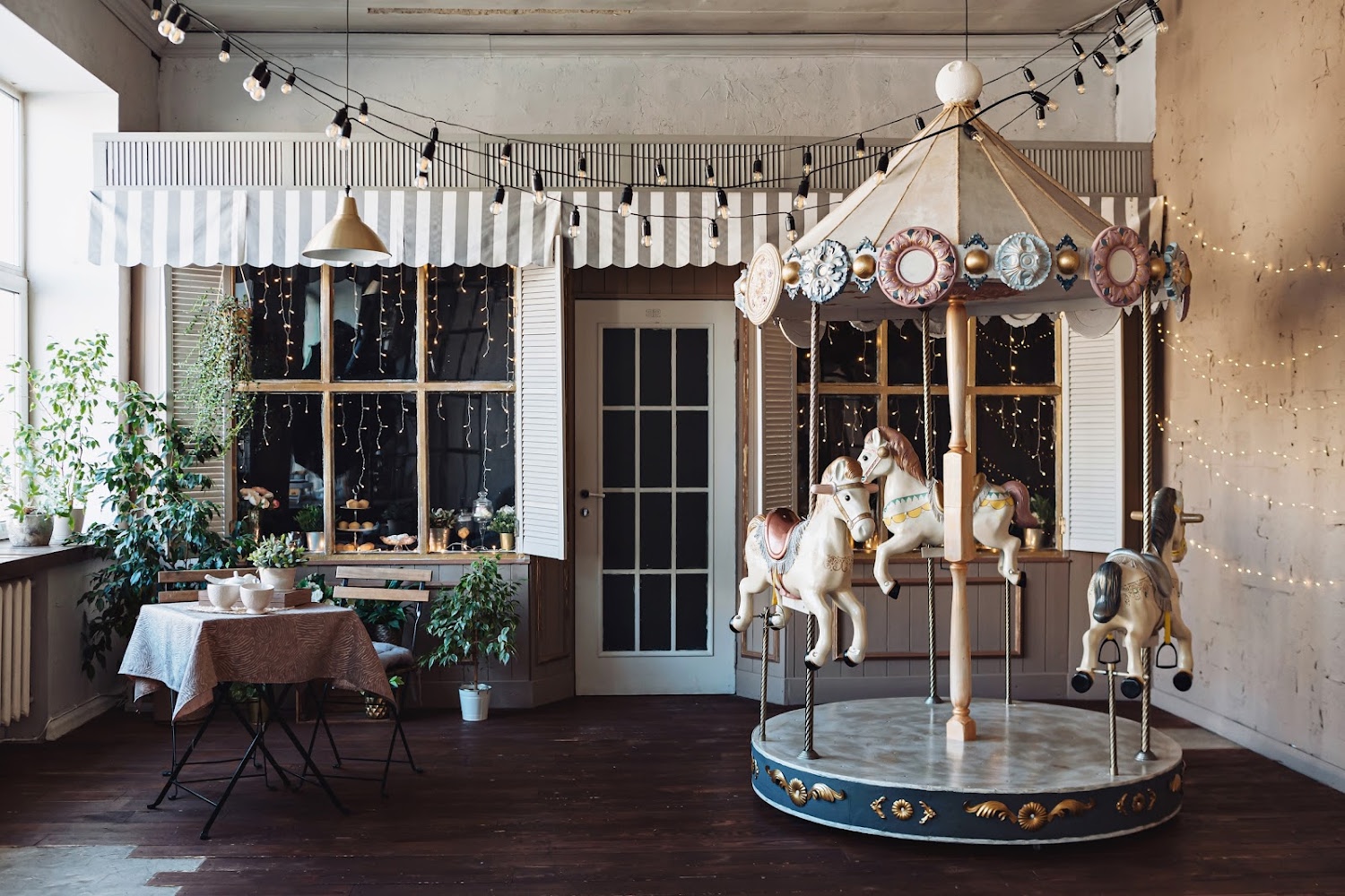 Аренда фотостудии LightRoom Зал  Light  в Екатеринбурге | Фото 