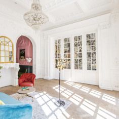 Аренда фотостудии ROYAL STUDIO Зал VERSAILLES  в Москве | Фото 