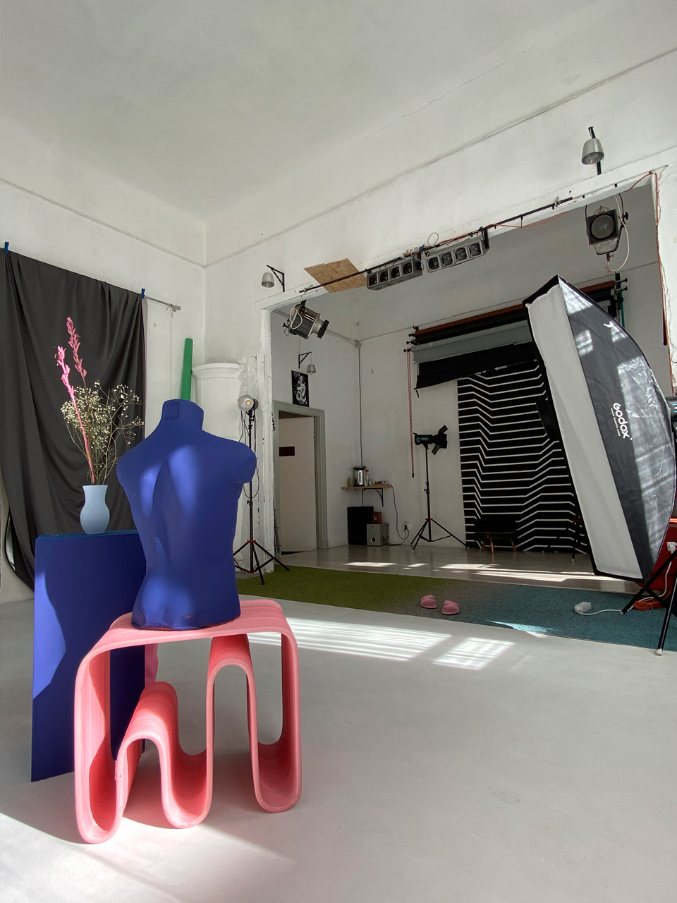 Аренда фотостудии Panda Photo Зал Белый (циклорама) в Санкт-Петербурге | Фото 