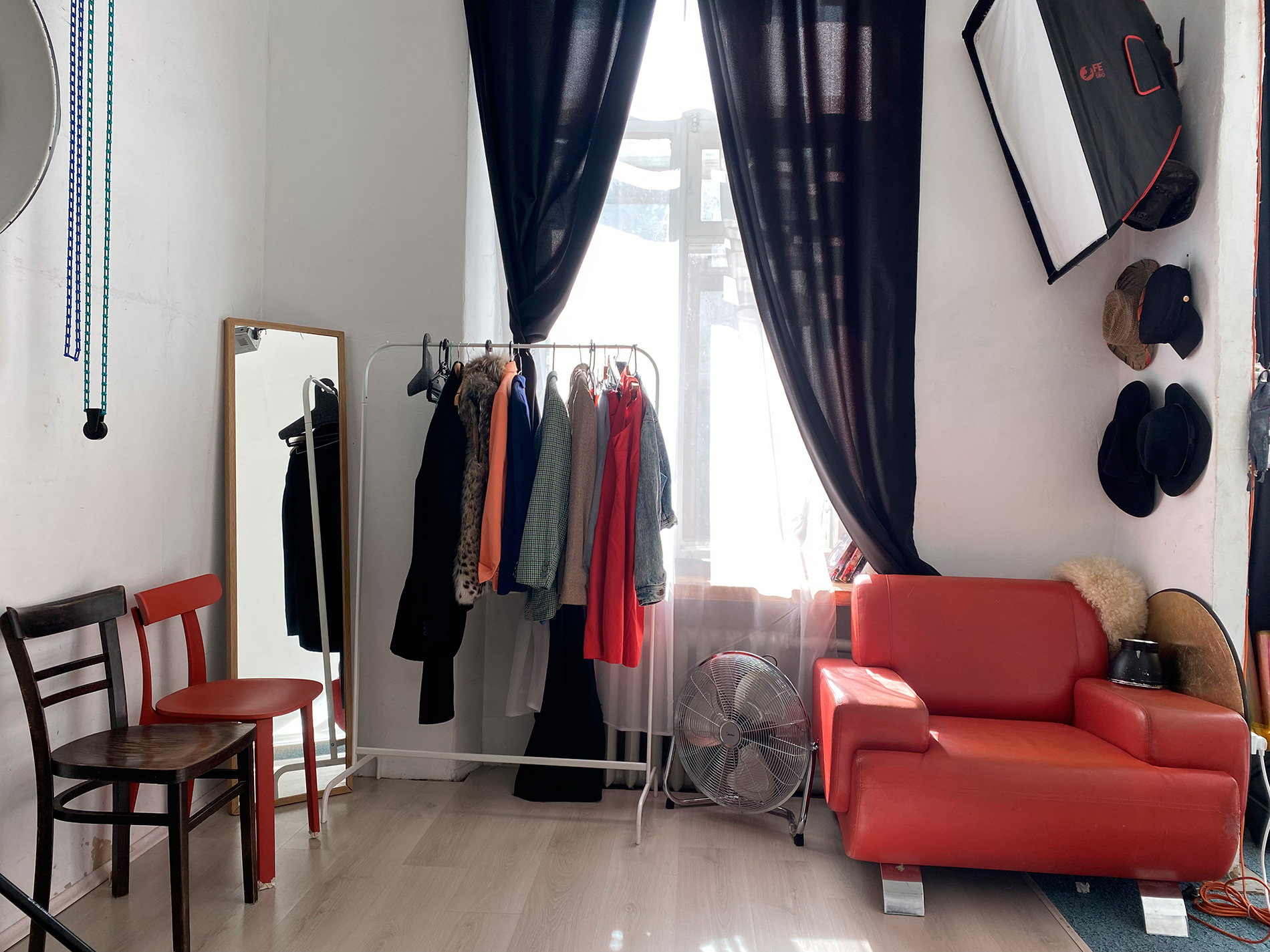 Аренда фотостудии Panda Photo Зал Белый (циклорама) в Санкт-Петербурге | Фото 