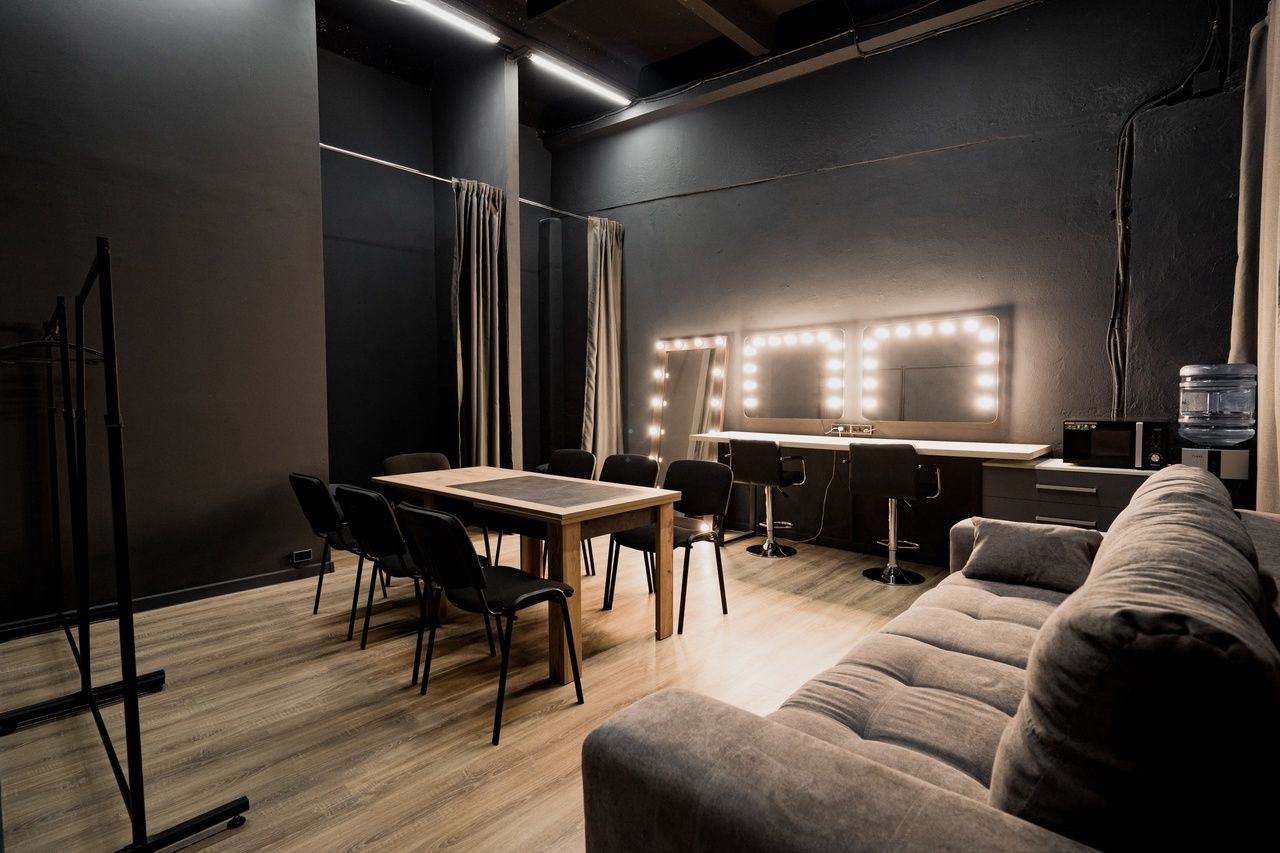 Аренда фотостудии Studio 3XL Зал Гримерная комната в Москве | Фото 